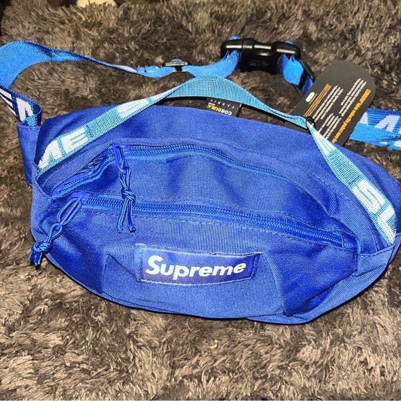 Sporty Blue Waist Bag Crossbody Sling – Adjustable Strap - Picture 7 of 10